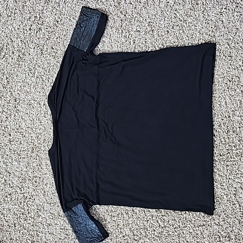 Club Monaco Regan Top Oversized Black Quilted Leather Patches Medium Tee - Picture 5 of 5
